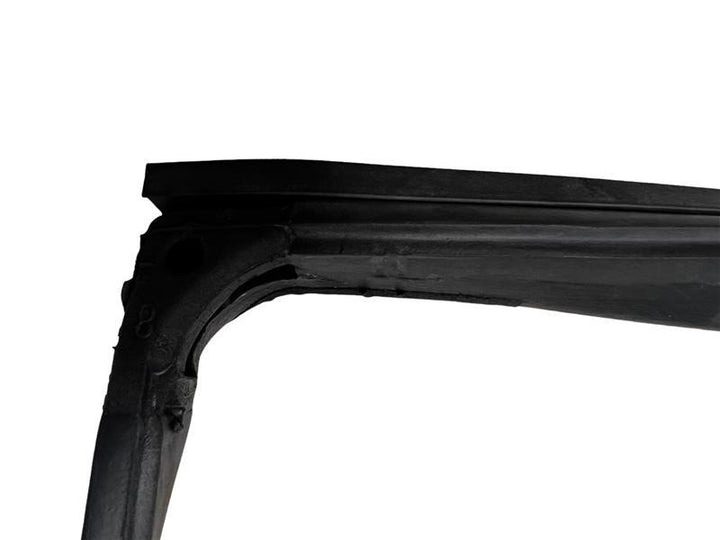 Sealing frame door rear right new for Mercedes-Benz W124 station