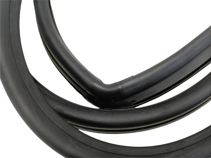 Windows Scraper Belt Gasket Seals Brush 2pc for Mercedes Benz W114 Coupe - UK