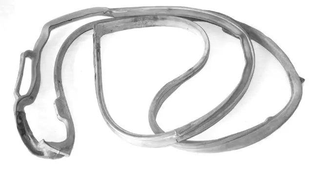 MERCEDES W116 TÜRDICHTUNG HINTEN RECHTS 280S-450SE
